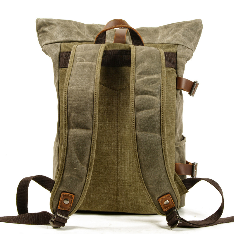 Model wielofunkcyjnego plecaka – Hiking Backpack Waterproof recenzja i cena