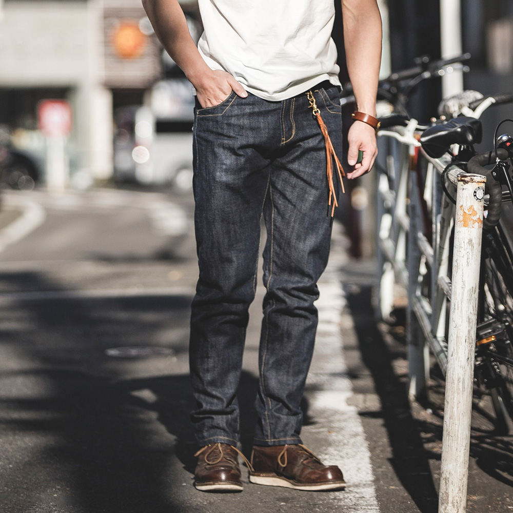 Męskie jeansy Maden z surowego – Levis Jeans 501 recenzja i cena